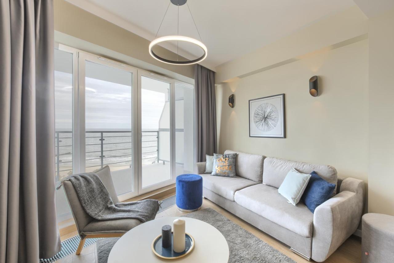 Sea Breeze Apartment *